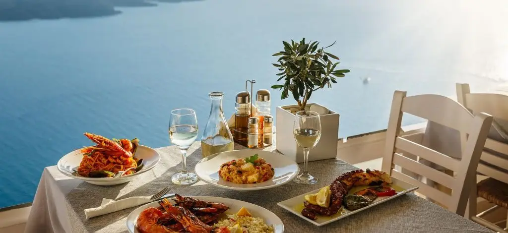 Thoughtfully planned dining experience during a luxury journey